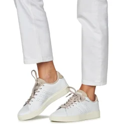 Adidas Sportswear - ADVANTAGE 2.0