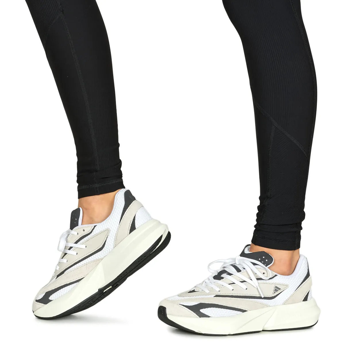 Adidas Sportswear - LIGHTSTRIDE