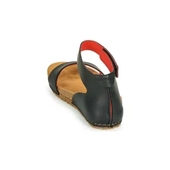 Clearance Art - CRETA