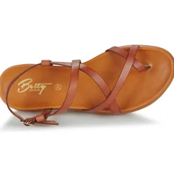 Betty London - AGNES Camel Online