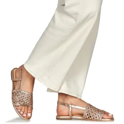 Betty London - ALISSA