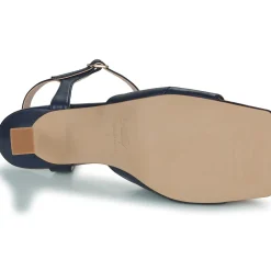 Betty London - ANAIS Marine Online