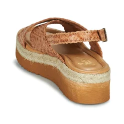 Betty London - ARAMA camel