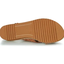 Betty London - ARAMA camel