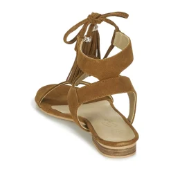 Betty London - IKARA Marron Hot