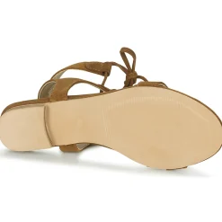 Betty London - IKARA Marron Hot