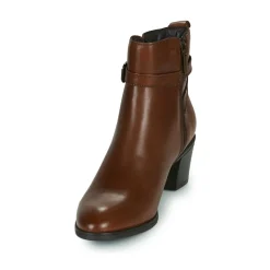 Betty London - LEONA Cognac Hot