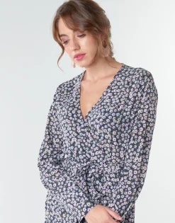 Betty London - LISONS