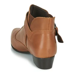 Betty London - LYDWINE