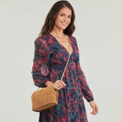 Betty London - MAEVA