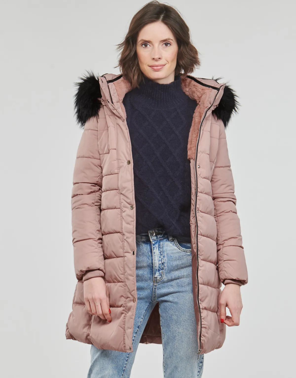 Betty London - MALETIME