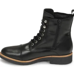 Betty London - MONNICA