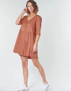 Betty London - MOUDENE