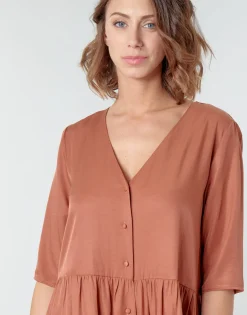 Betty London - MOUDENE