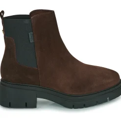 Betty London - NANOUE