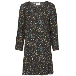 Best Betty London - NELLY