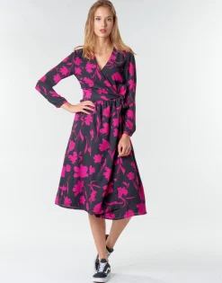 Betty London - NOLIE