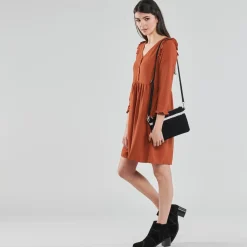 Betty London - NOLLINE Noir Online