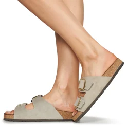 Betty London - NOUMEA