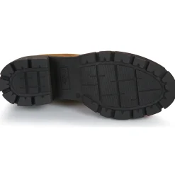 Betty London - PAULETTE