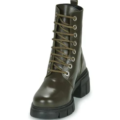 Betty London - POLLINA Kaki Hot