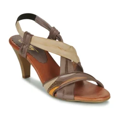 Online Betty London - POULOI Camel