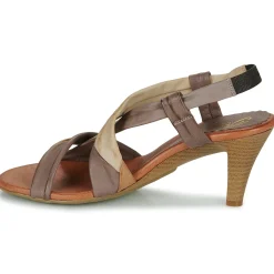 Online Betty London - POULOI Camel