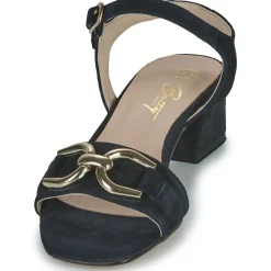 Betty London - SONYA Marine Online