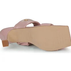 Betty London - TEODORA Nude Online