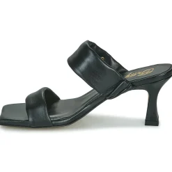 Betty London - TEODORA