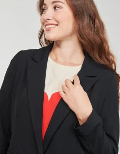 Betty London - VITALI