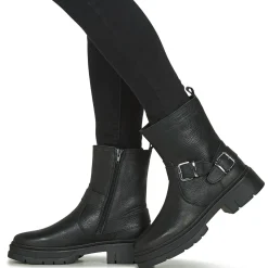 Bullboxer - YASMIN BUCKLE