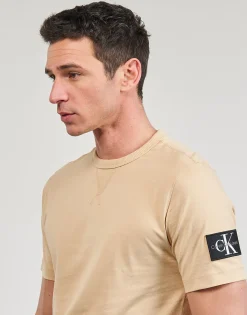 Outlet Calvin Klein Jeans - BADGE REGULAR TEE Beige