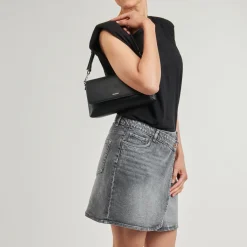 Online Calvin Klein Jeans - CK MUST CONV SHLDERBAG_CAVIAR Noir