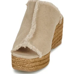 Castaner - QUERAL Sable Sale