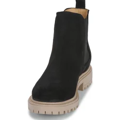 Casual Attitude - BELLANE Noir Clearance