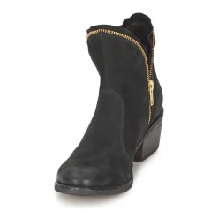 Casual Attitude - CALIEL Noir Outlet