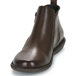 Casual Attitude - ESTIVA