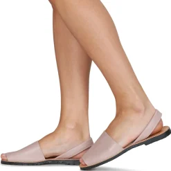 Casual Attitude - NEVADI Rose Online