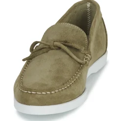 Casual Attitude - ODYS