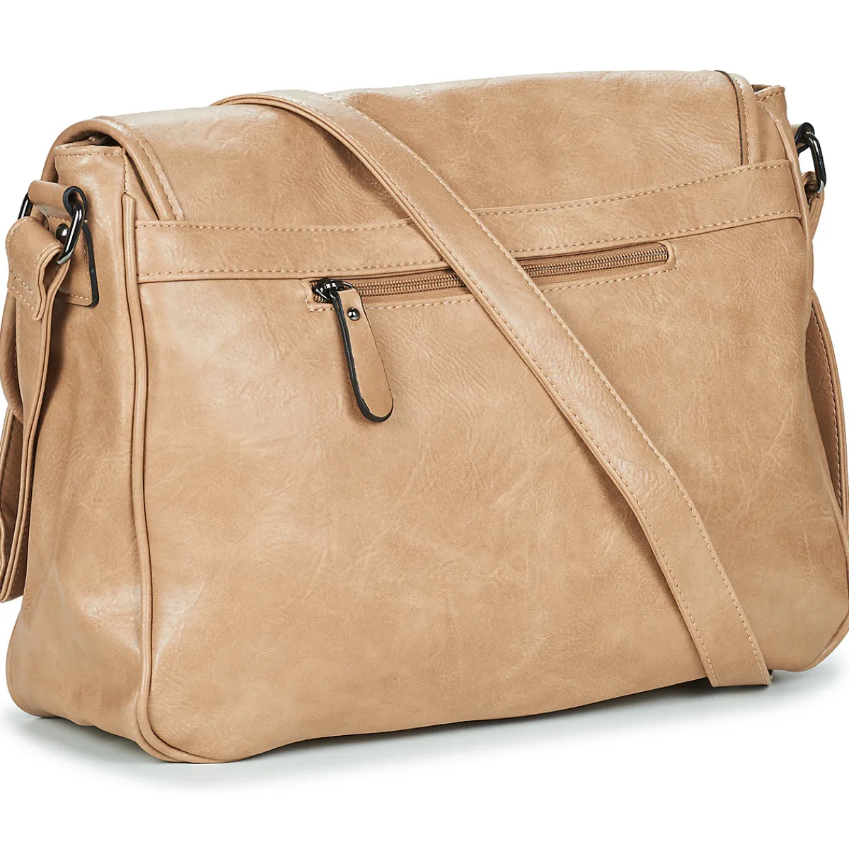 Casual Attitude - RUBY