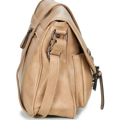 Casual Attitude - RUBY