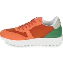 Casual Attitude - STRANI