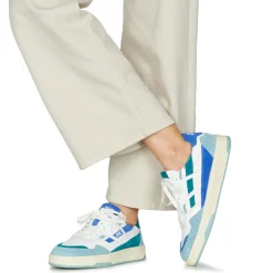 Caval - PLAYGROUND New