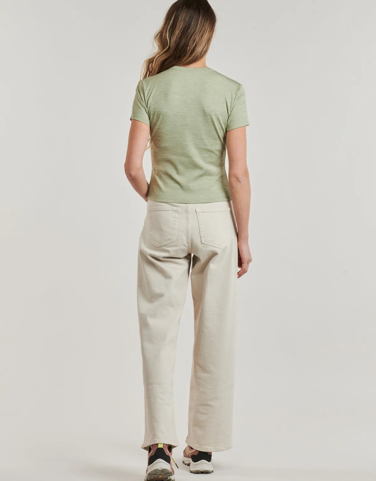 Hot Columbia - MOVE SHORT SLEEVE TEE Vert