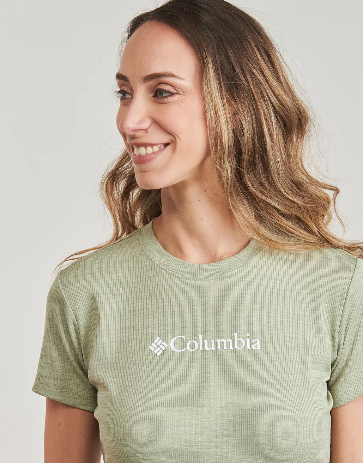 Hot Columbia - MOVE SHORT SLEEVE TEE Vert