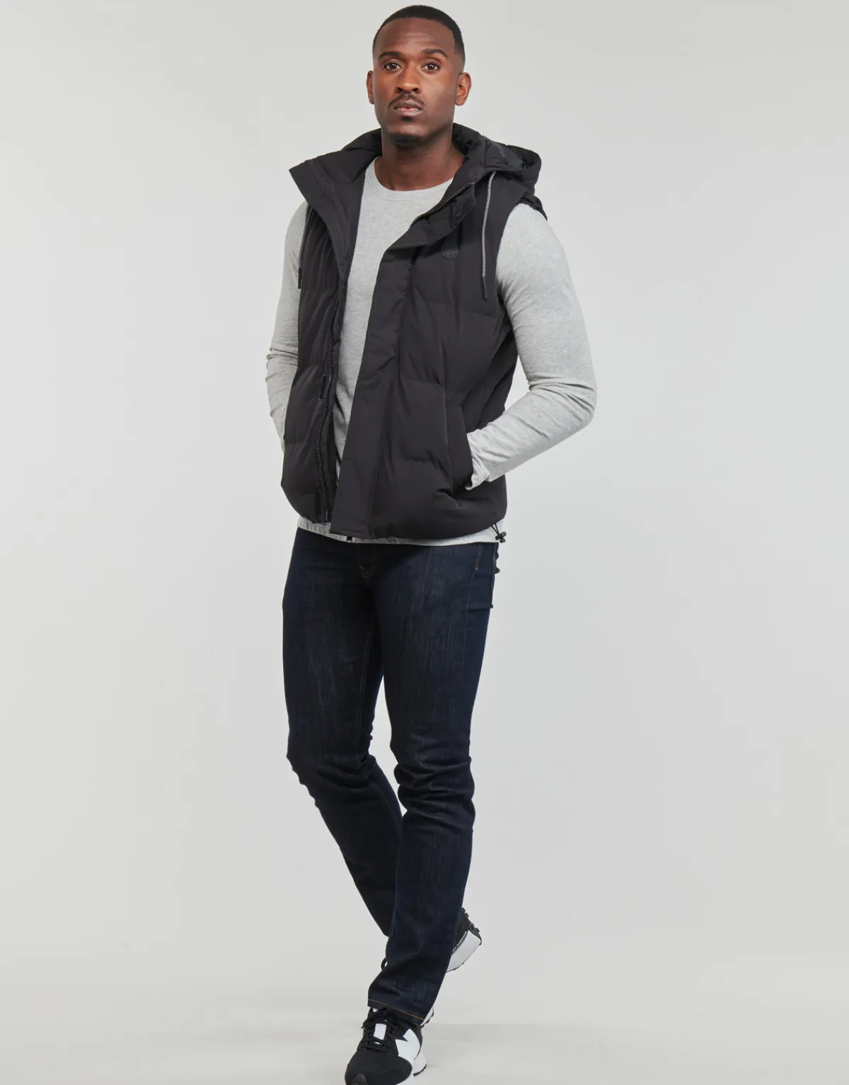 New Deeluxe - FAMING Noir