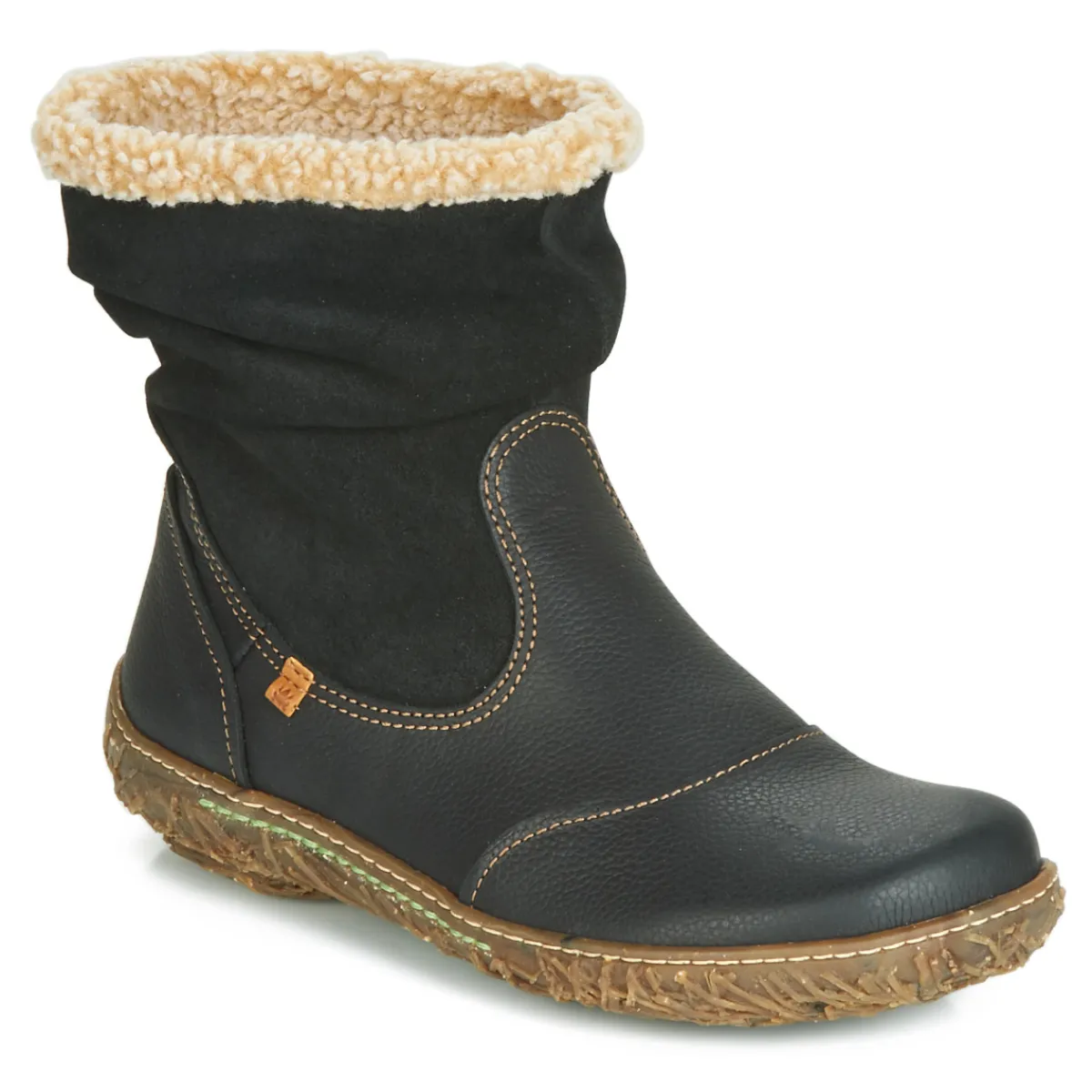 El Naturalista - NIDO N758