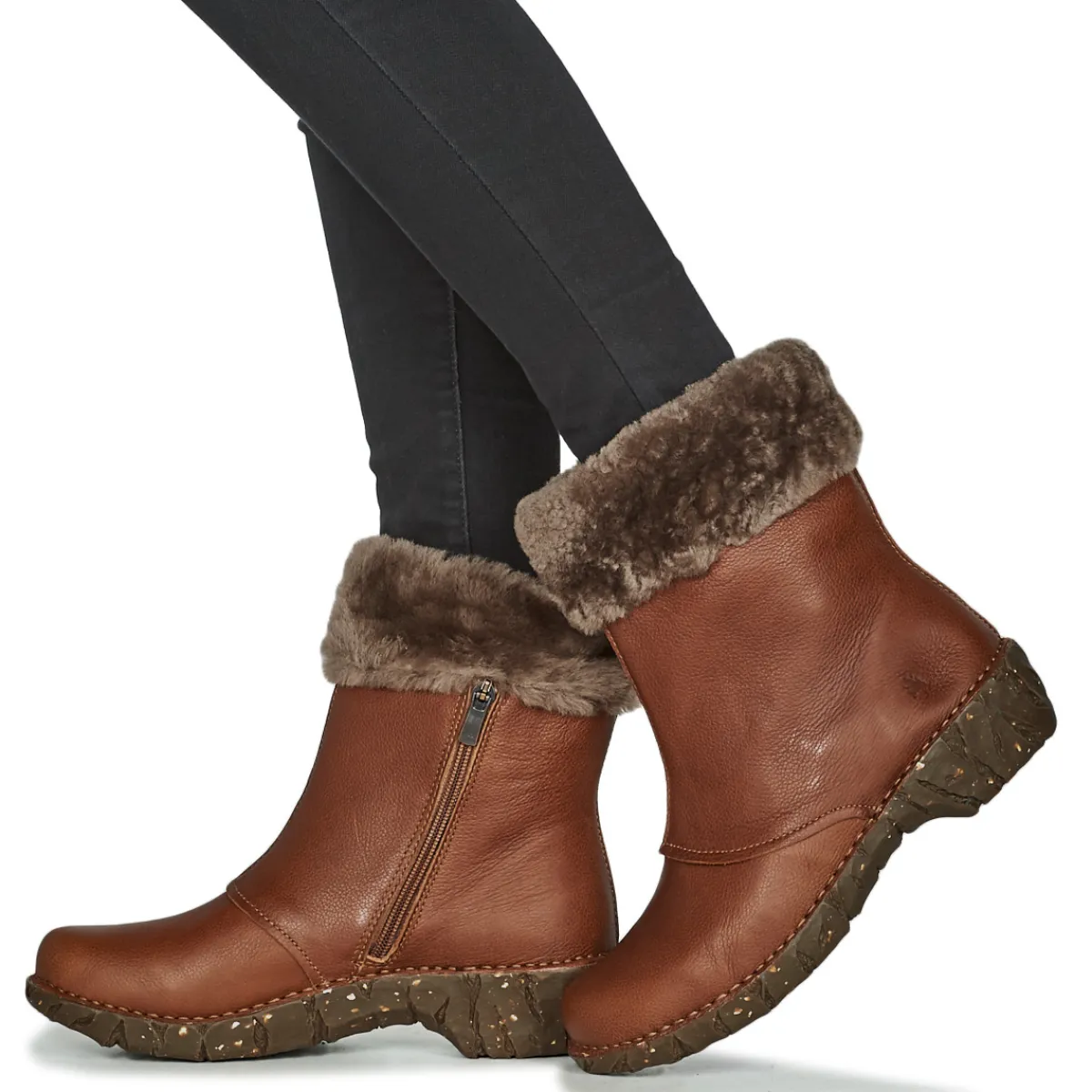 El Naturalista - YGGDRASIL N5412 Marron New