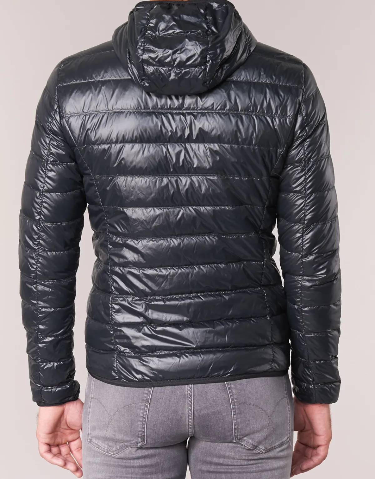 Emporio Armani EA7 - CORE ID 8NPB02 Noir Hot